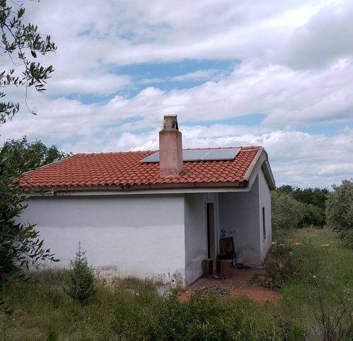casa indipendente in vendita a Nova Siri