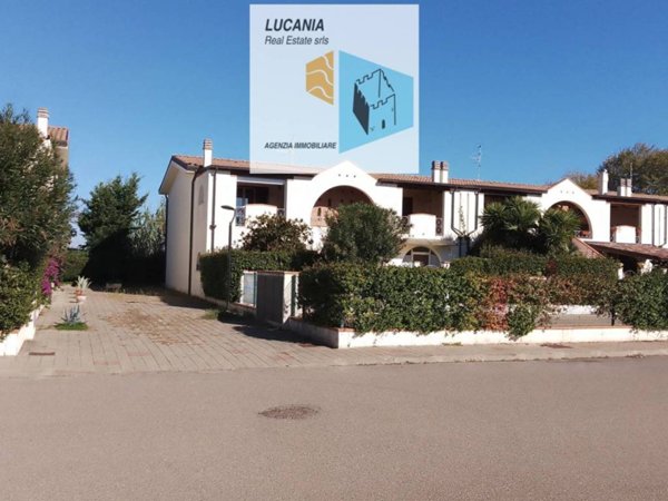 casa indipendente in vendita a Nova Siri