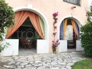 casa indipendente in vendita a Pisticci