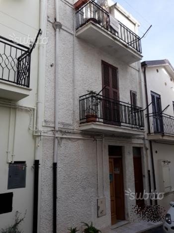 appartamento in vendita a Pisticci in zona Marconia
