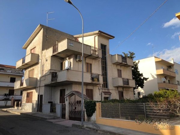 appartamento in vendita a Pisticci in zona Marconia