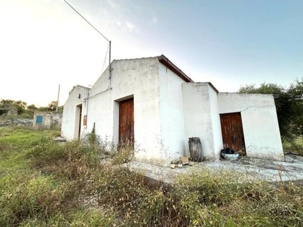casa indipendente in vendita a Pisticci in zona Marconia