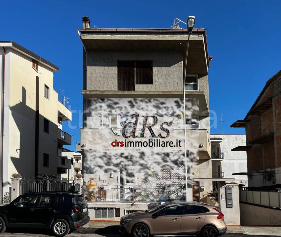 appartamento in vendita a Pisticci in zona Marconia