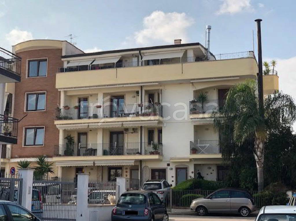 appartamento in vendita a Pisticci in zona Marconia