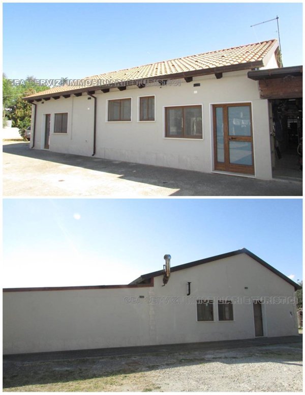 casa indipendente in vendita a Pisticci in zona Marconia