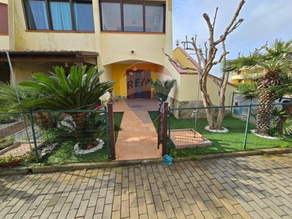appartamento in vendita a Pisticci in zona Marina di Pisticci