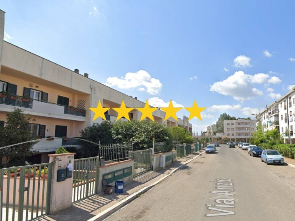 appartamento in vendita a Pisticci in zona Marconia