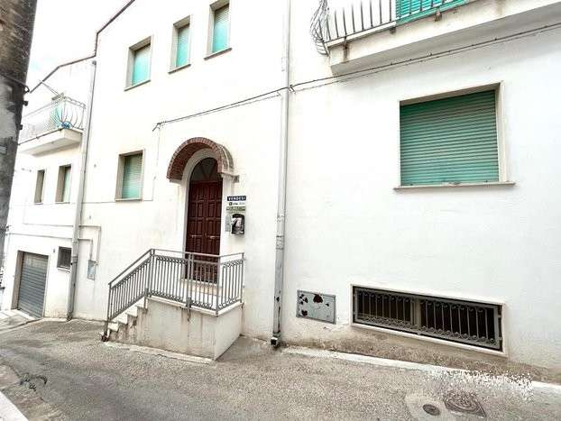 appartamento in vendita a Pisticci in zona Marconia