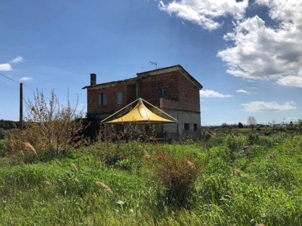 casa indipendente in vendita a Pisticci in zona Marina di Pisticci
