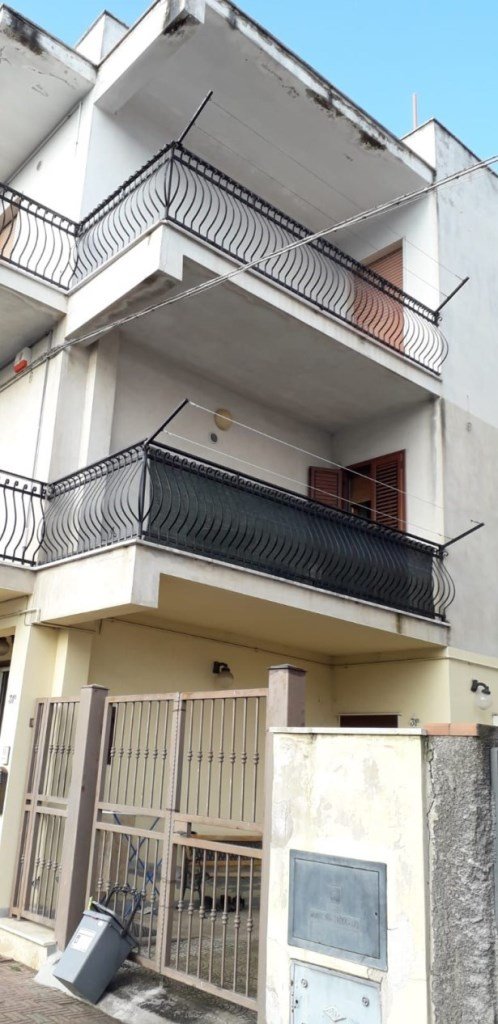 appartamento in vendita a Pisticci in zona Marconia