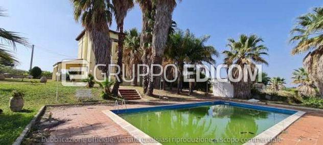 locale commerciale in vendita a Pisticci