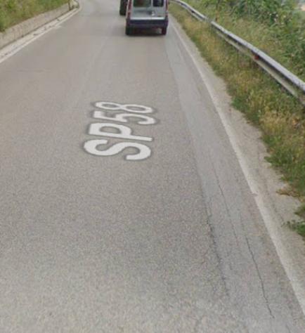 locale commerciale in vendita a Pisticci