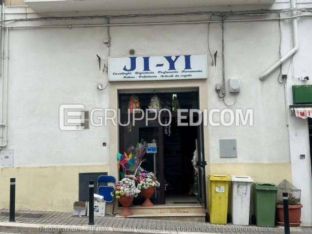 locale commerciale in vendita a Pisticci