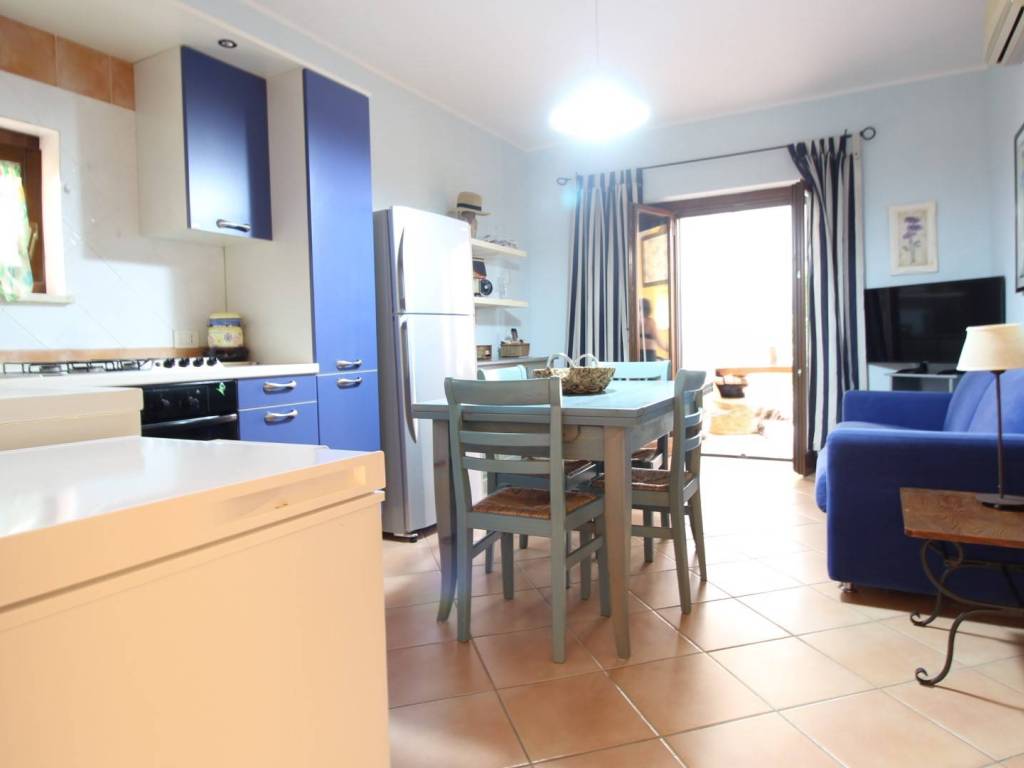 appartamento in vendita a Pisticci in zona Marina di Pisticci