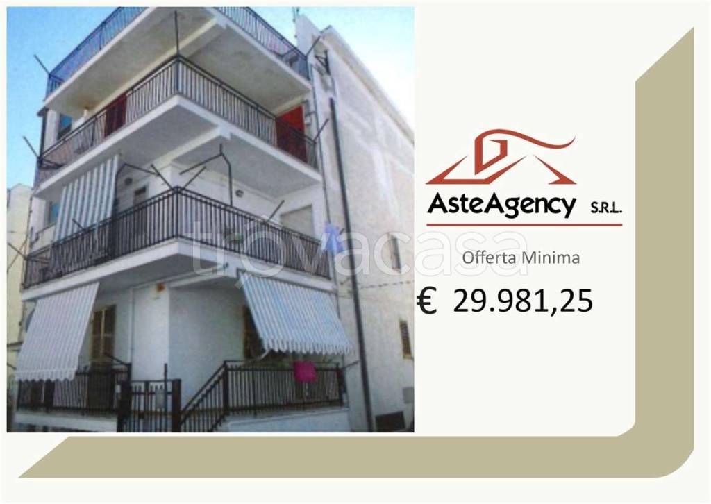 appartamento in vendita a Pisticci in zona Marconia