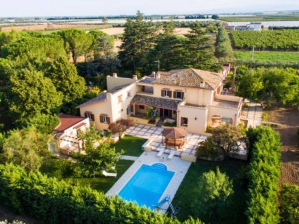 casa indipendente in vendita a Pisticci in zona Marconia
