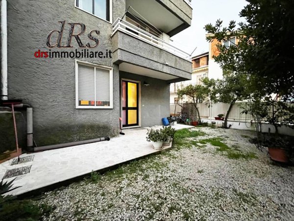 appartamento in vendita a Pisticci in zona Marconia