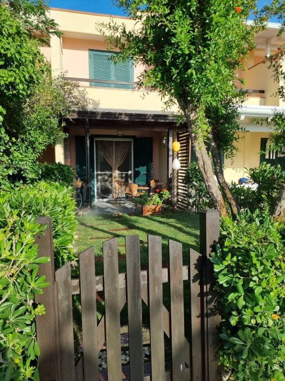appartamento in vendita a Pisticci in zona Marina di Pisticci