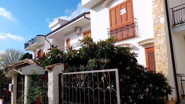 casa indipendente in vendita a Policoro