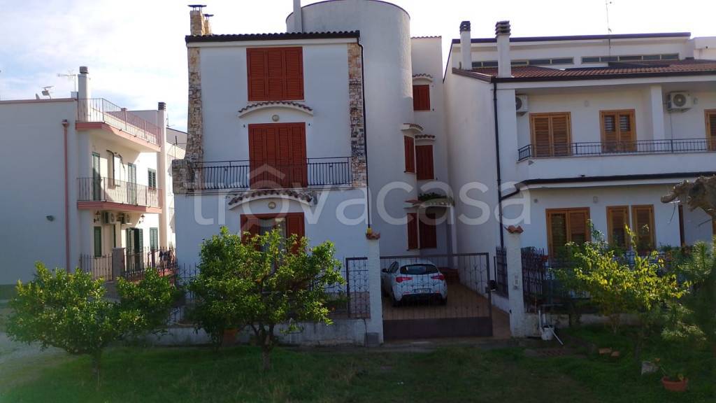 casa indipendente in vendita a Policoro