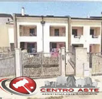 casa indipendente in vendita a Policoro