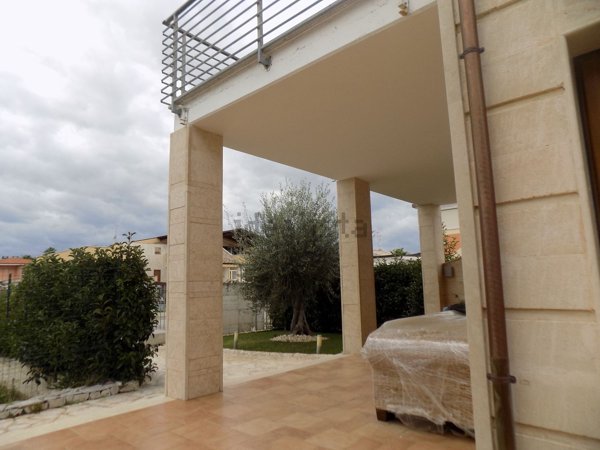 casa indipendente in vendita a Policoro