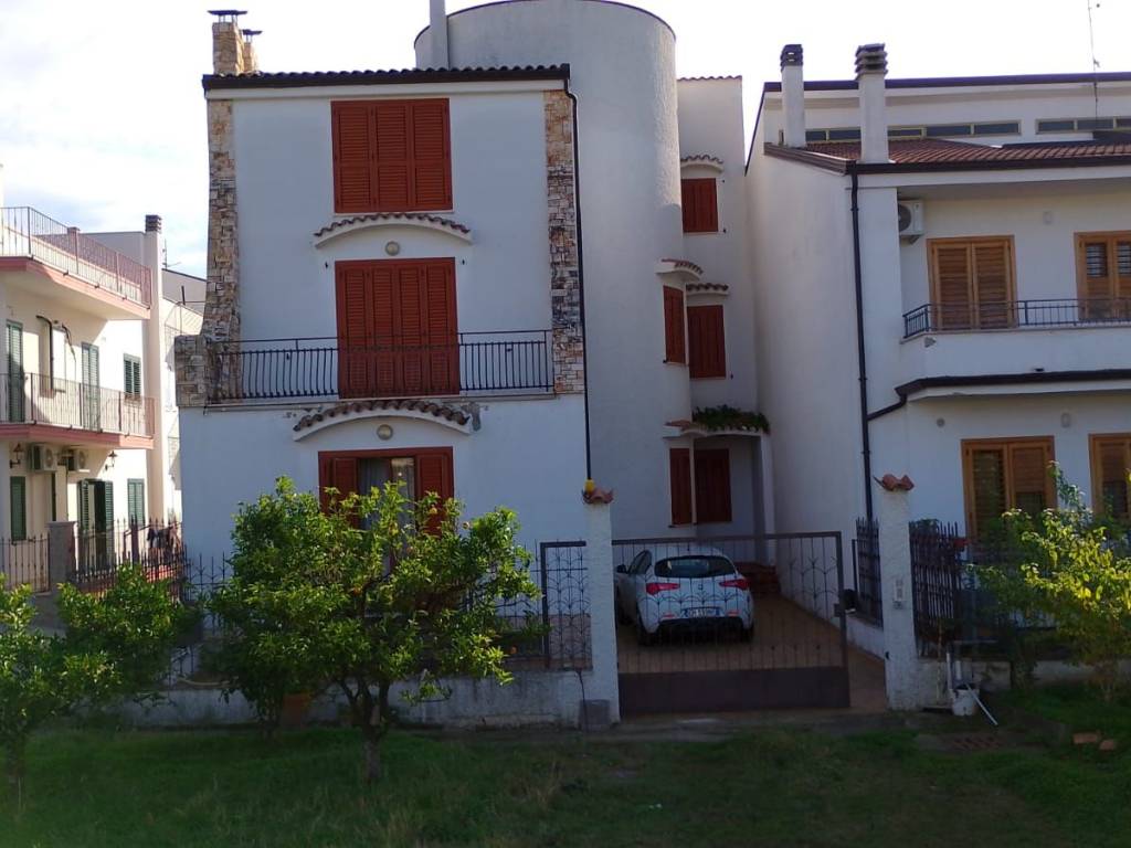 casa indipendente in vendita a Policoro