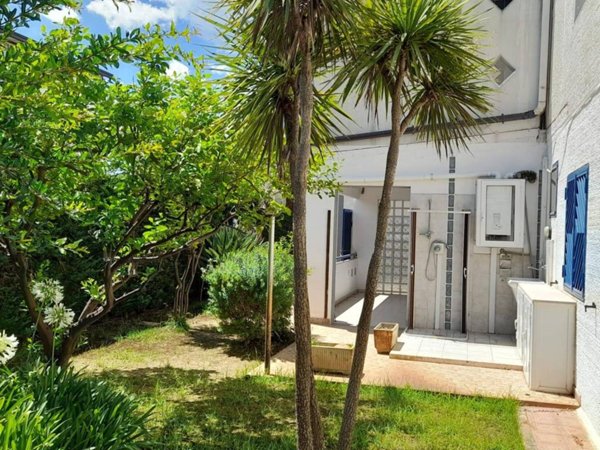 casa indipendente in vendita a Policoro