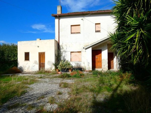 casa indipendente in vendita a Policoro