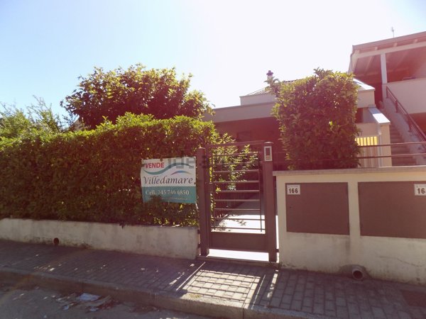 casa indipendente in vendita a Policoro