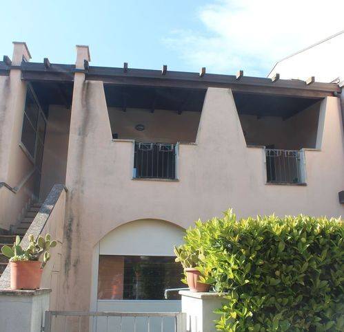 casa indipendente in vendita a Policoro