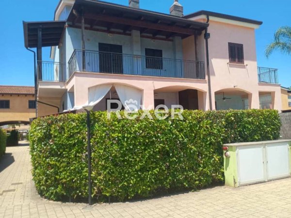 casa indipendente in vendita a Policoro