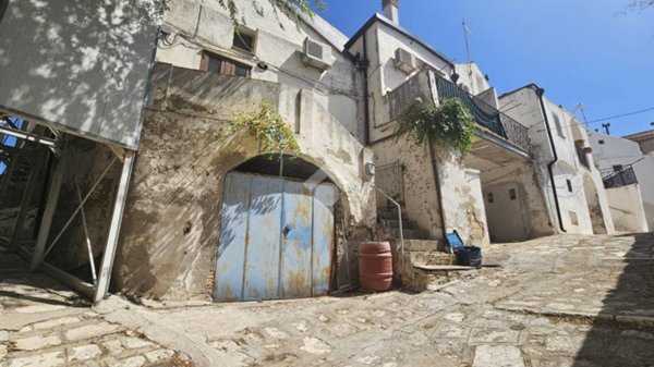 casa indipendente in vendita a Pomarico