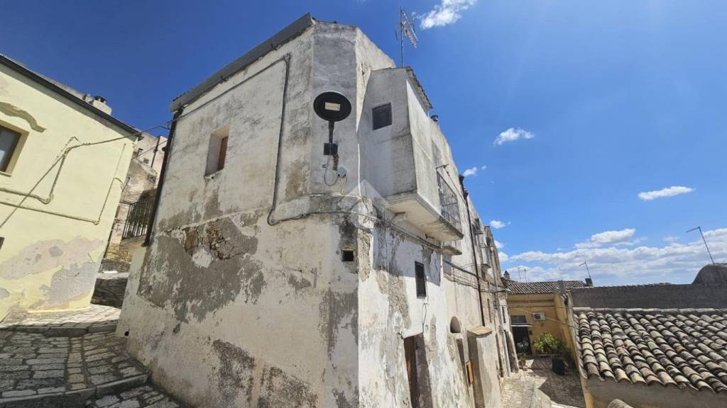 casa indipendente in vendita a Pomarico