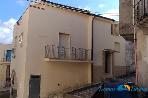 casa indipendente in vendita a Pomarico