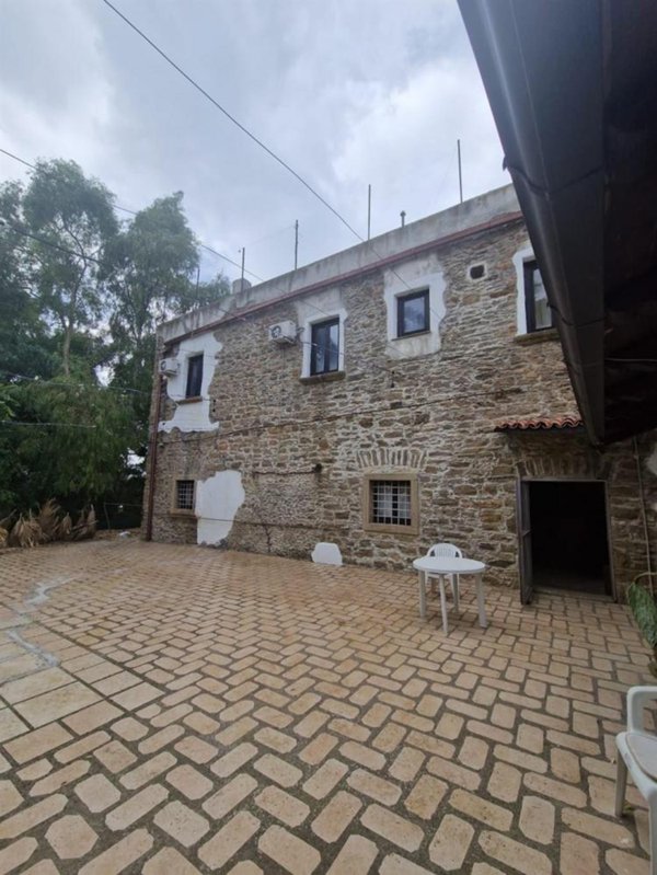 casa indipendente in vendita a Rotondella