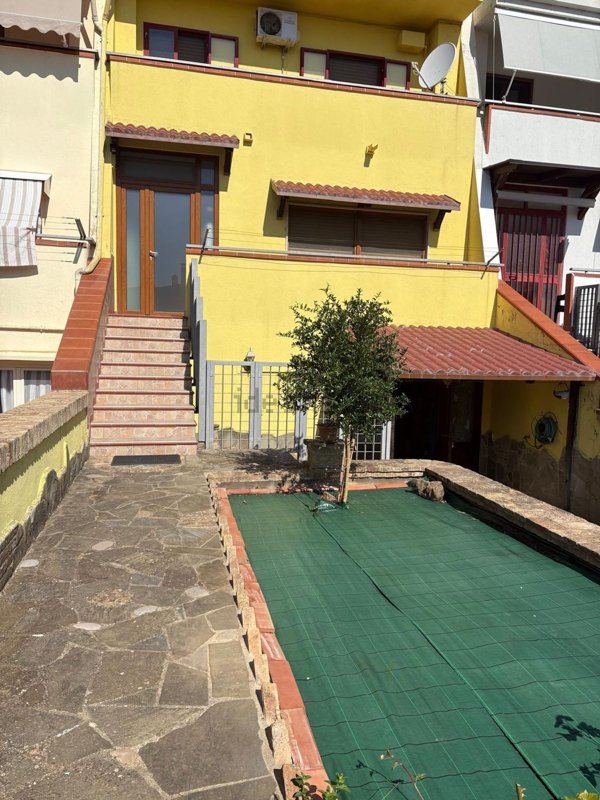 casa indipendente in vendita a Salandra