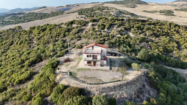 casa indipendente in vendita a Stigliano