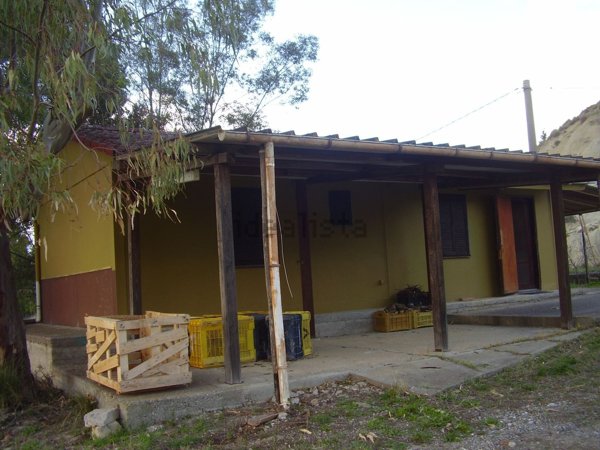 casa indipendente in vendita a Stigliano