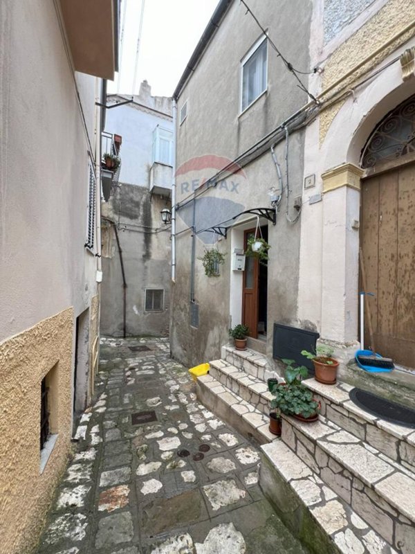 casa indipendente in vendita a Tricarico