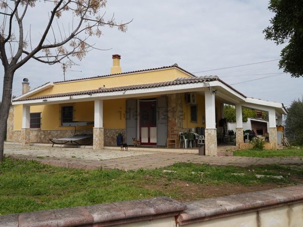 casa indipendente in vendita a Tursi