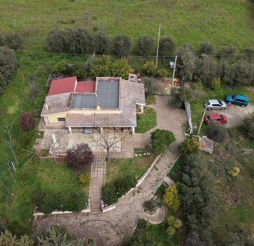 casa indipendente in vendita a Tursi