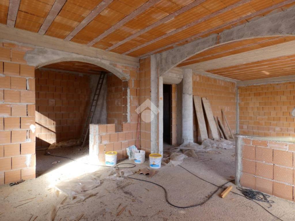 casa indipendente in vendita a Scanzano Jonico