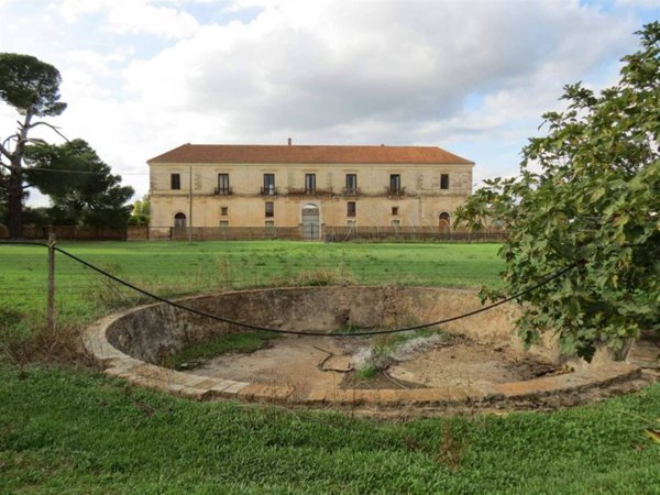 intera palazzina in vendita a Scanzano Jonico