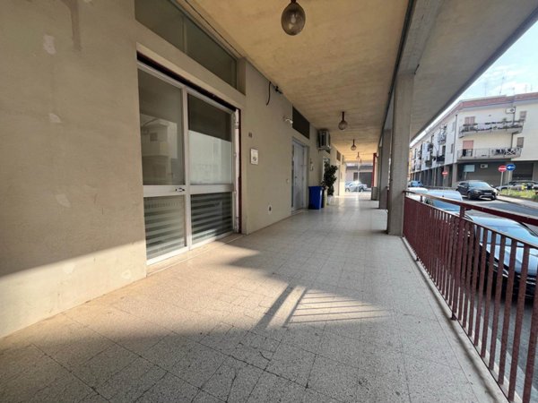 locale commerciale in vendita a Scanzano Jonico