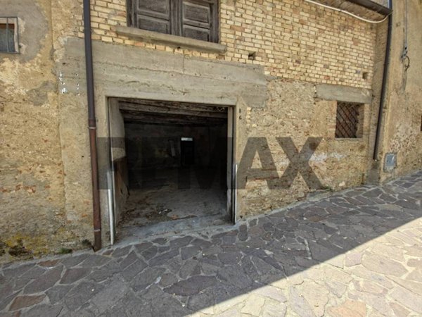 locale commerciale in vendita ad Acquaformosa