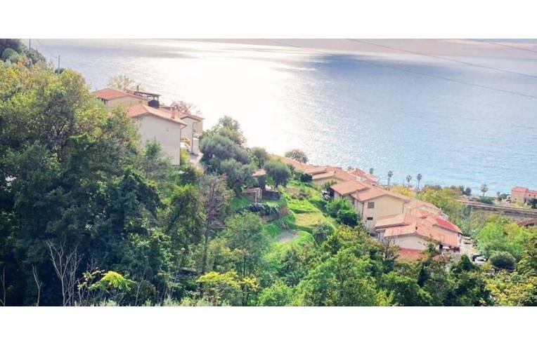 appartamento in vendita ad Acquappesa in zona Bergamotto