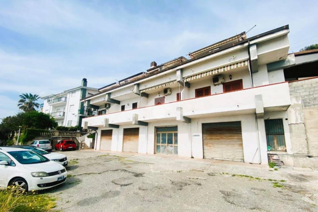 appartamento in vendita ad Acquappesa in zona Intavolata