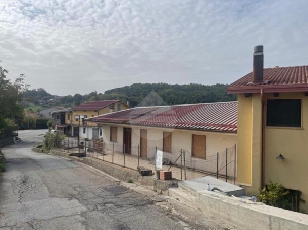 casa indipendente in vendita ad Acri