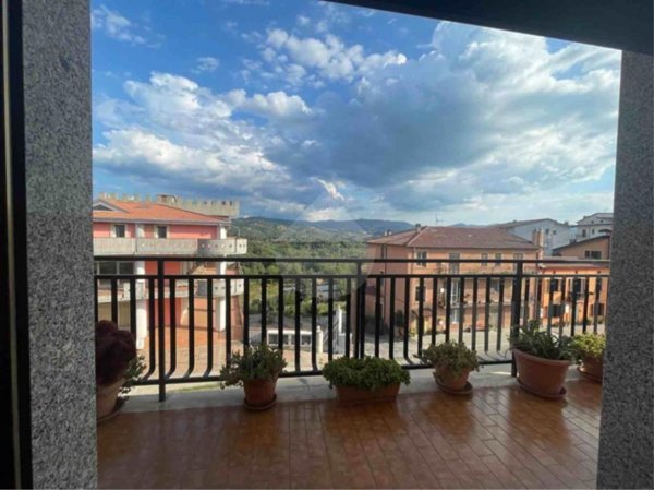 appartamento in vendita ad Acri